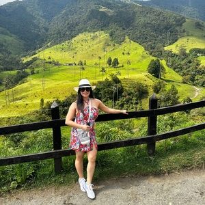 Meet your Posher, Brenda